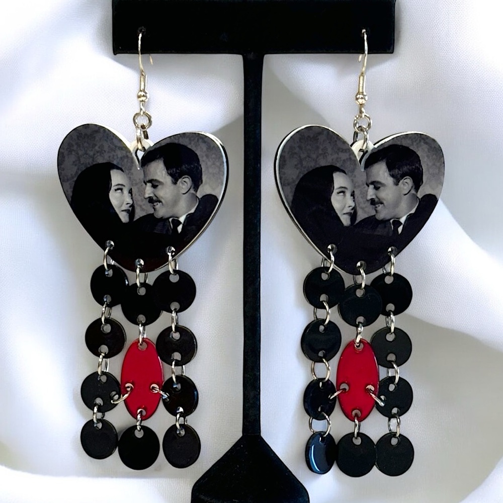 Addams Family Morticia Gomez Gothic Valentine Heart Earrings 925 Sterling Silver